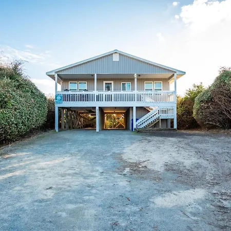 Caswell Cabana By Oak Island Accommodations